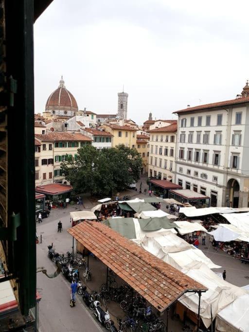 Suite Mercato Near Santa Maria Novella フィレンツェ エクステリア 写真