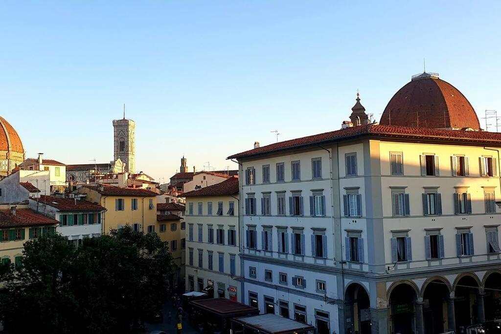 Suite Mercato Near Santa Maria Novella フィレンツェ エクステリア 写真